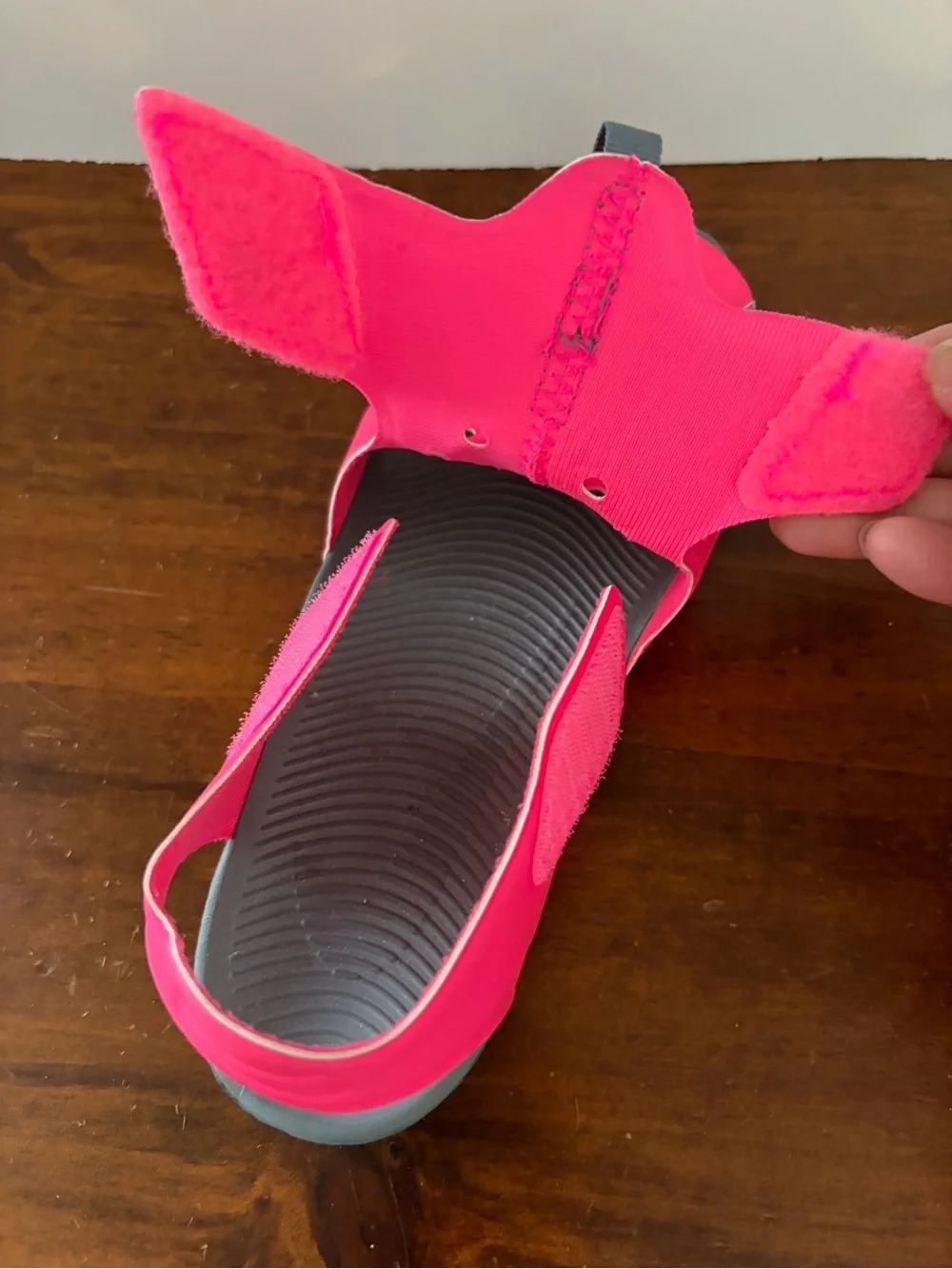 Nike Sunray Protect Sandals Size 3Y Little Girl Sandals Neon Pink Water Shoes